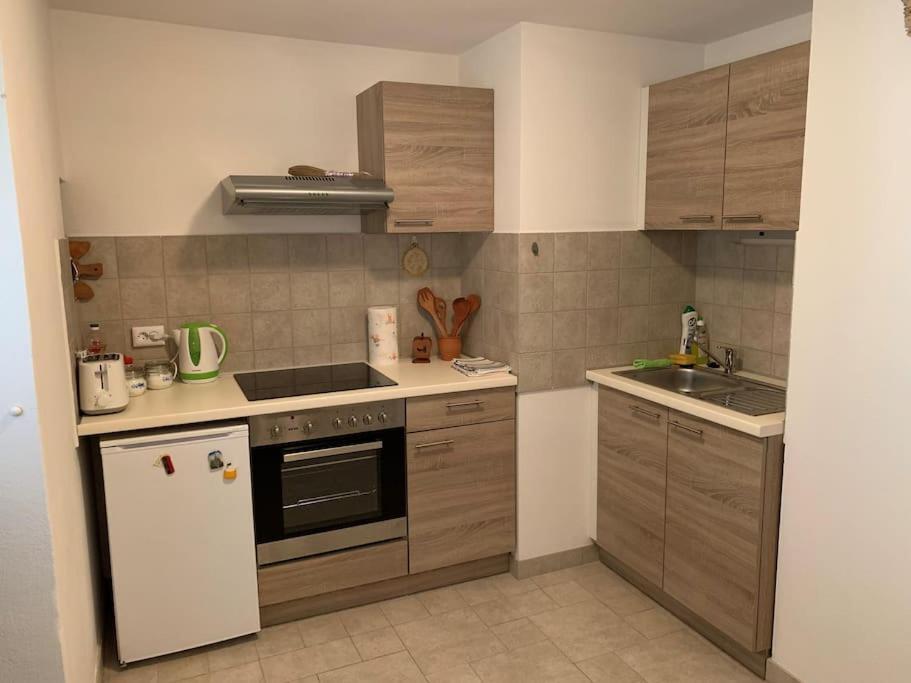 Holiday Apartment Nerezine Exterior foto